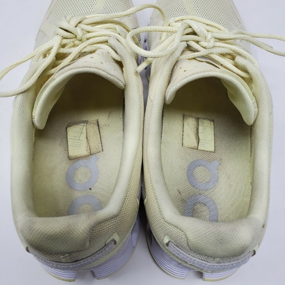 QC Swiss Engineering Black On Cloud Running Shoes - Picture 7 of 8